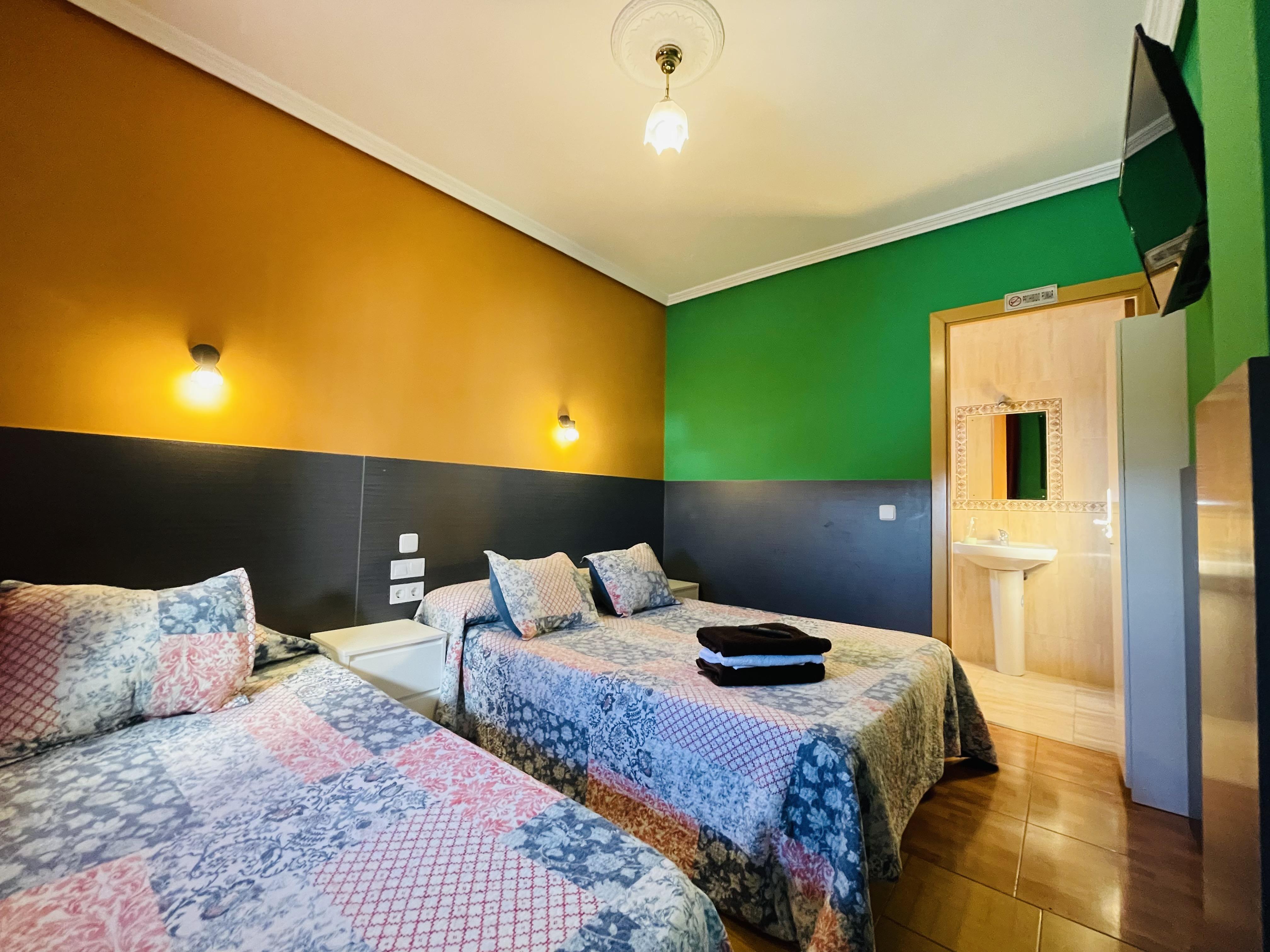 Hostal Numancia Hotel Madrid Ngoại thất bức ảnh