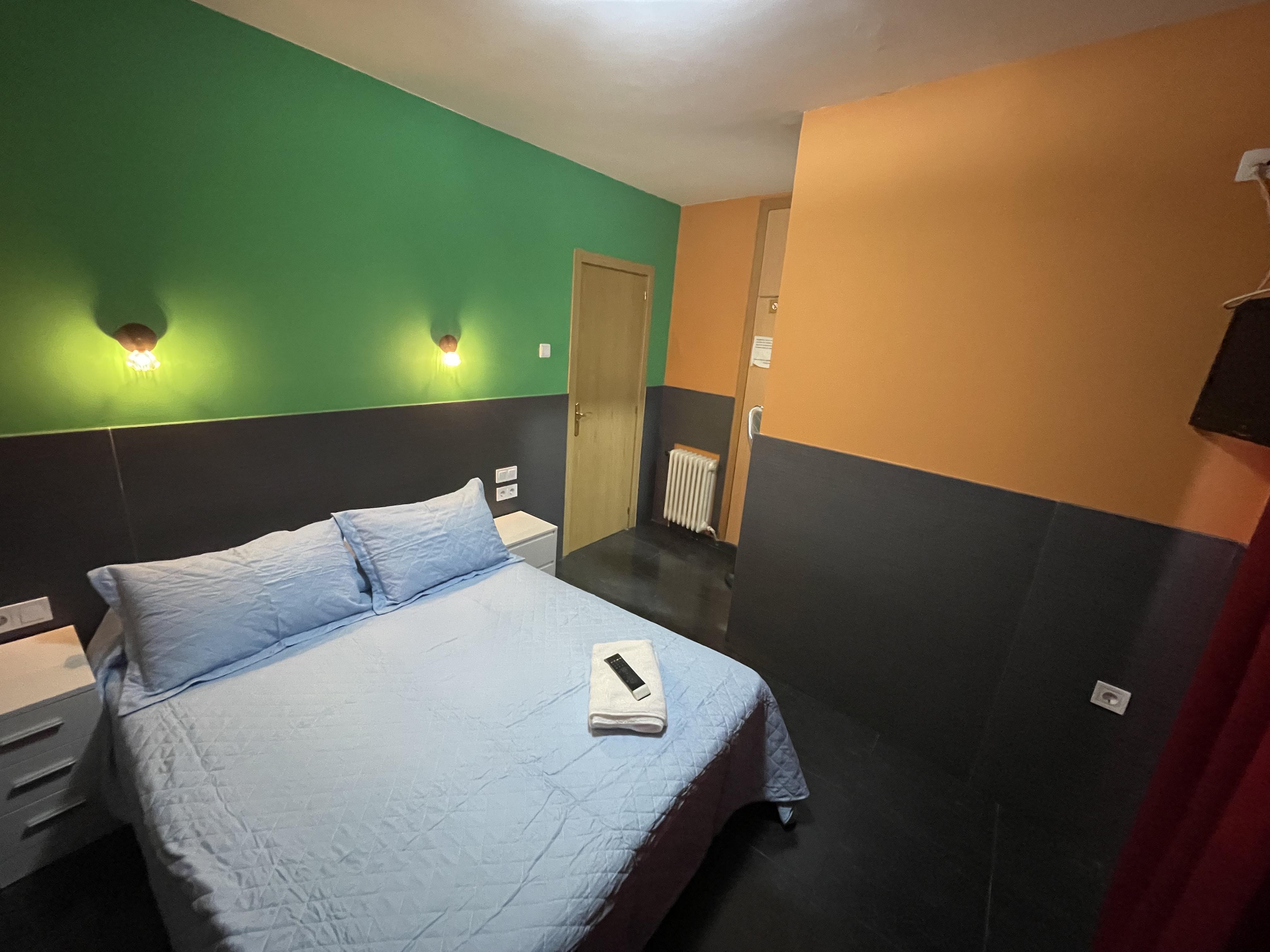 Hostal Numancia Hotel Madrid Ngoại thất bức ảnh