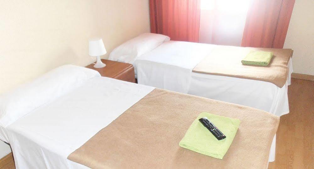 Hostal Numancia Hotel Madrid Ngoại thất bức ảnh